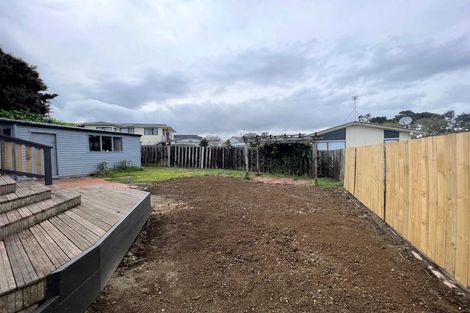 Photo of property in 4 Montego Place, Weymouth, Auckland, 2103