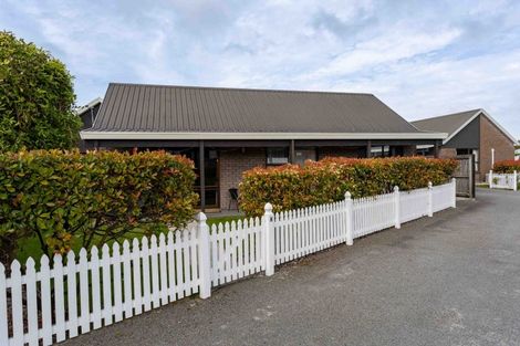Photo of property in 60b Mcfaddens Road, St Albans, Christchurch, 8052