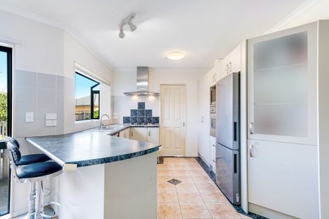 Photo of property in 8 Morewa Place, Takanini, 2112