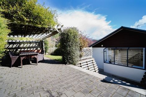 Photo of property in 72 Hocken Street, Kenmure, Dunedin, 9011