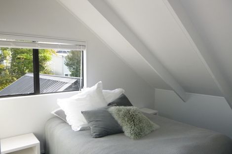 Photo of property in 31 Waimana Avenue, Northcote Point, Auckland, 0627