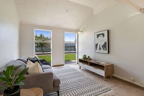 Photo of property in 4 Sandstrom Grove, Feilding, 4702