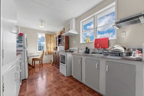 Photo of property in 4 Waitaua Street, Papakura, 2110