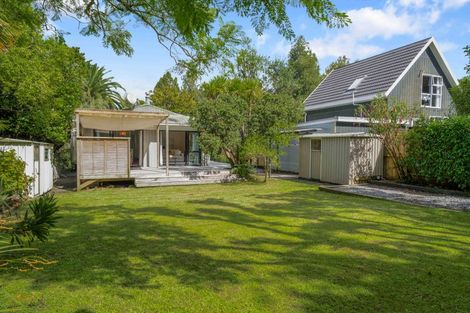 Photo of property in 15 Boylan Road, Titirangi, Auckland, 0604