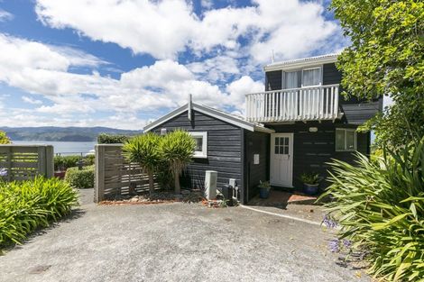 Photo of property in 1 Fettes Crescent, Seatoun, Wellington, 6022