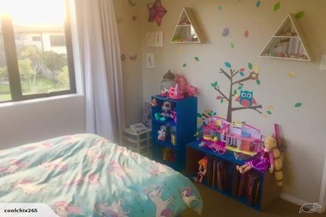 Photo of property in 29 Midhurst Avenue, Henderson, Auckland, 0612