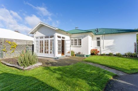 Photo of property in 132 Birdwood Avenue, Beckenham, Christchurch, 8023