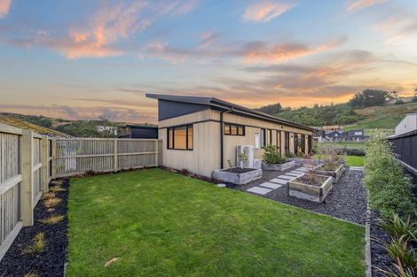 Photo of property in 4 Steve Askin Drive, Cracroft, Christchurch, 8022