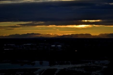 Photo of property in 9 Challis Place, Mount Pleasant, Christchurch, 8081