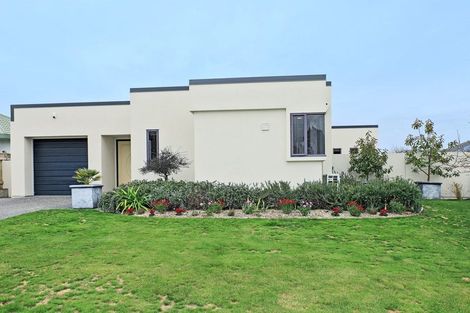 Photo of property in 13 Palmbrook Avenue, Havelock North, 4130