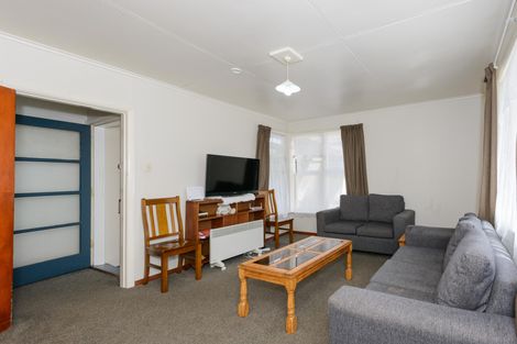Photo of property in 7 Bristol Crescent, Roslyn, Palmerston North, 4414