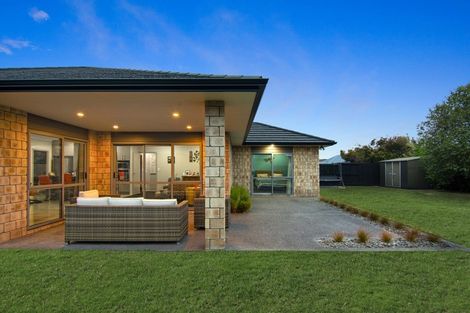 Photo of property in 9 Allgood Place, Rototuna North, Hamilton, 3210