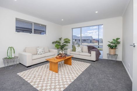 Photo of property in 13 Pukaki Place, Baverstock, 3200