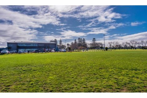 Photo of property in 1b Celmisia Place, Weymouth, Auckland, 2103