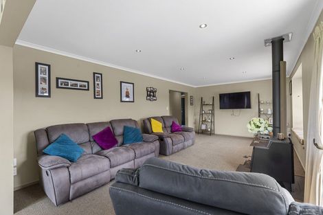 Photo of property in 9 Virginia Grove, Milson, Palmerston North, 4414