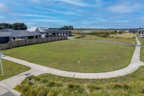 Photo of property in 68 Tiritiri Moana Drive, Pegasus, 7612