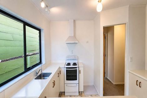 Photo of property in 4/476 Devon Street East, Strandon, New Plymouth, 4312
