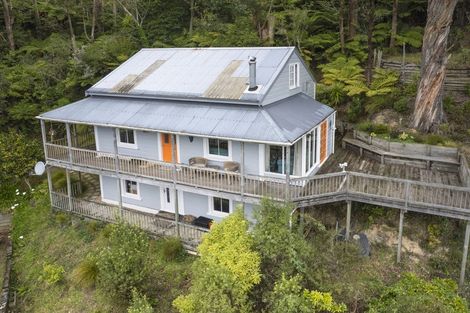 Photo of property in 10 Prebble Grove, Naenae, Lower Hutt, 5011