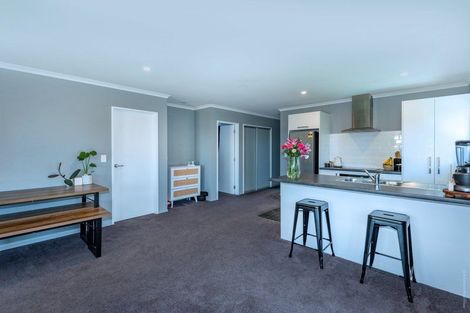 Photo of property in 18 Northmoor Boulevard, Rolleston, 7615