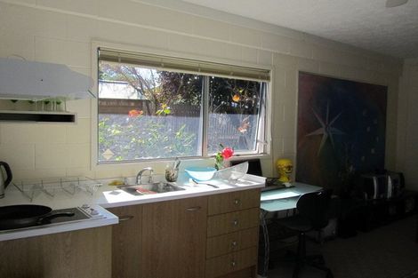 Photo of property in 1/36 Saddleback Rise, Murrays Bay, Auckland, 0630