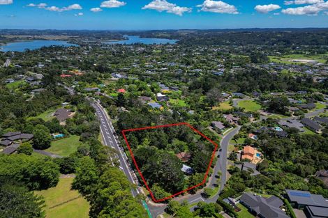 Photo of property in 114 Upper Drive, Greenhithe, Auckland, 0632