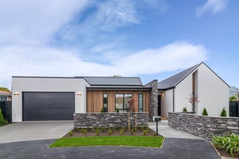 Photo of property in 43 Chepstow Avenue, Fendalton, Christchurch, 8052