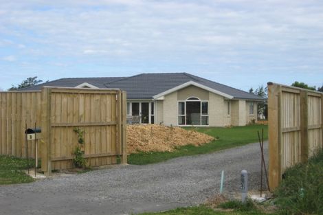 Photo of property in 2 Willowside Place, Amberley, 7410