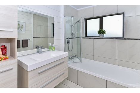 Photo of property in 58b Jellicoe Road, Manurewa, Auckland, 2102