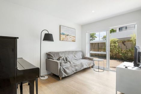 Photo of property in 93 Hastings Road, Mairangi Bay, Auckland, 0630