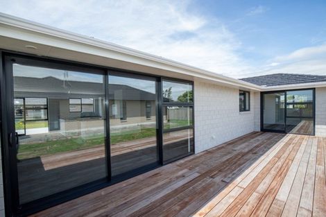 Photo of property in 17 Costello Drive, Ngatea, 3503