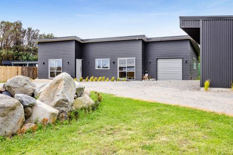 Photo of property in 34 Hickey Place, Opunake, 4616