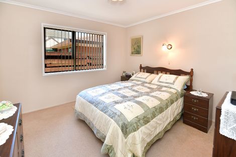 Photo of property in 63 Centreway Road, Orewa, 0931