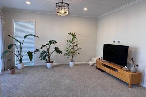 Photo of property in 5 Ksenia Drive, Flat Bush, Auckland, 2019
