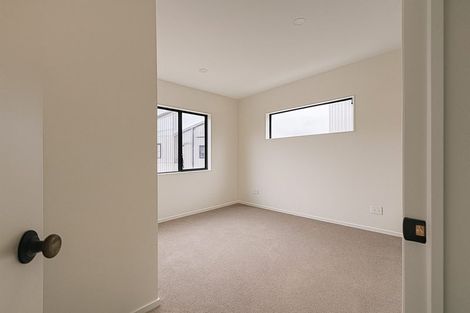 Photo of property in 62b Triangle Road, Massey, Auckland, 0614