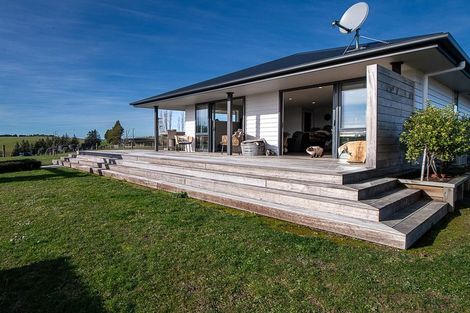 Photo of property in 64 Cameron Road, Hillend, Balclutha, 9272