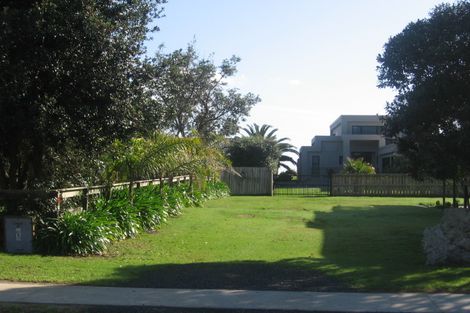 Photo of property in 252 Kenwood Drive, Matarangi, Whitianga, 3592