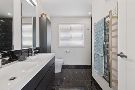 Photo of property in 8 Celmisia Retreat, Papamoa Beach, Papamoa, 3118