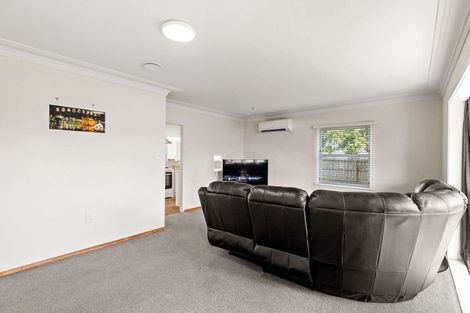 Photo of property in 1/9 Keeney Court, Papakura, 2110
