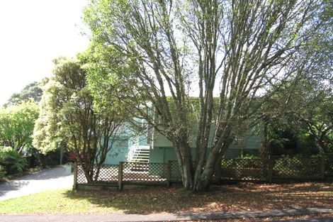 Photo of property in 17 Longreach Drive, Sunnyvale, Auckland, 0612