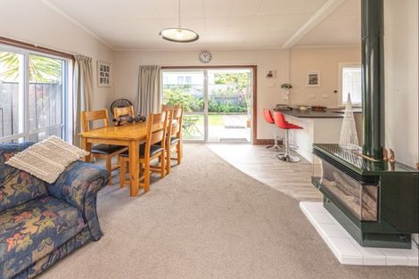 Photo of property in 102 Gonville Avenue, Gonville, Whanganui, 4501