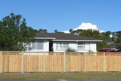 Photo of property in 109 Sunnynook Road, Forrest Hill, Auckland, 0620