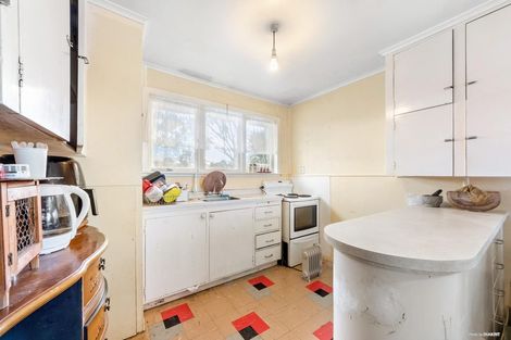 Photo of property in 5 Manui Place, Sunnyvale, Auckland, 0612