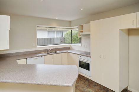 Photo of property in 2/371 Withells Road, Avonhead, Christchurch, 8042