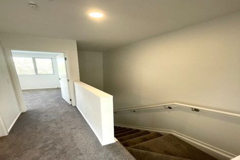 Photo of property in 11/3 Matuhi Rise, Henderson, Auckland, 0612