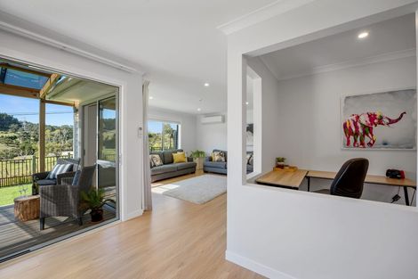 Photo of property in 22 Jeroboam Loop, Kumeu, 0810