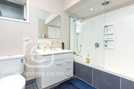 Photo of property in 50 Regency Place, Sunnynook, Auckland, 0632