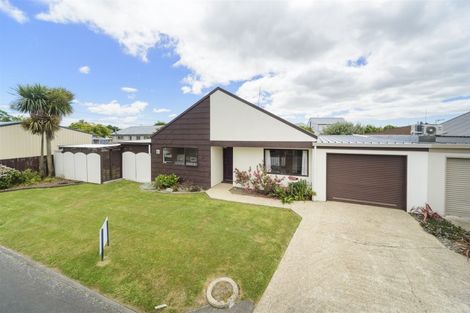 Photo of property in 140a Monrad Street, Highbury, Palmerston North, 4412