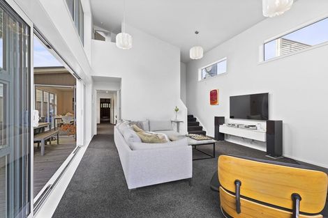 Photo of property in 8 Chatham Street, Berhampore, Wellington, 6023