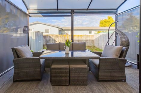 Photo of property in 2/11 Shelley Jane Place, Dinsdale, Hamilton, 3204