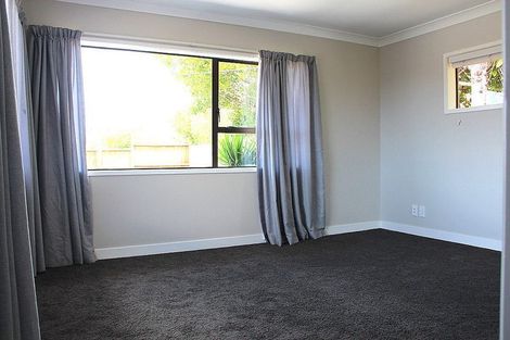 Photo of property in 32 Coronation Road, Hillcrest, Auckland, 0627
